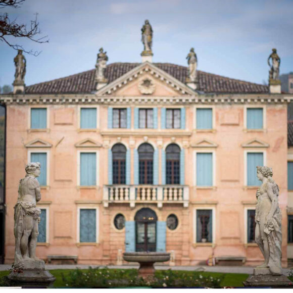 CORSI & Visita della Villa storica